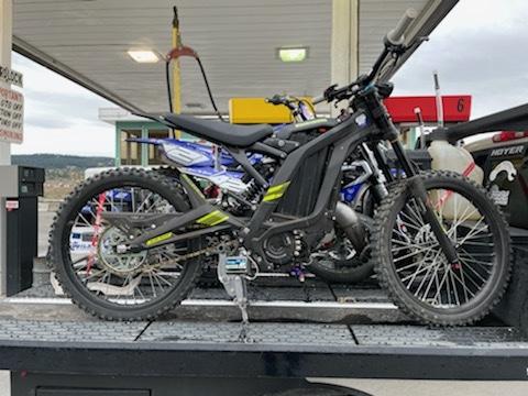 E track bike rack store